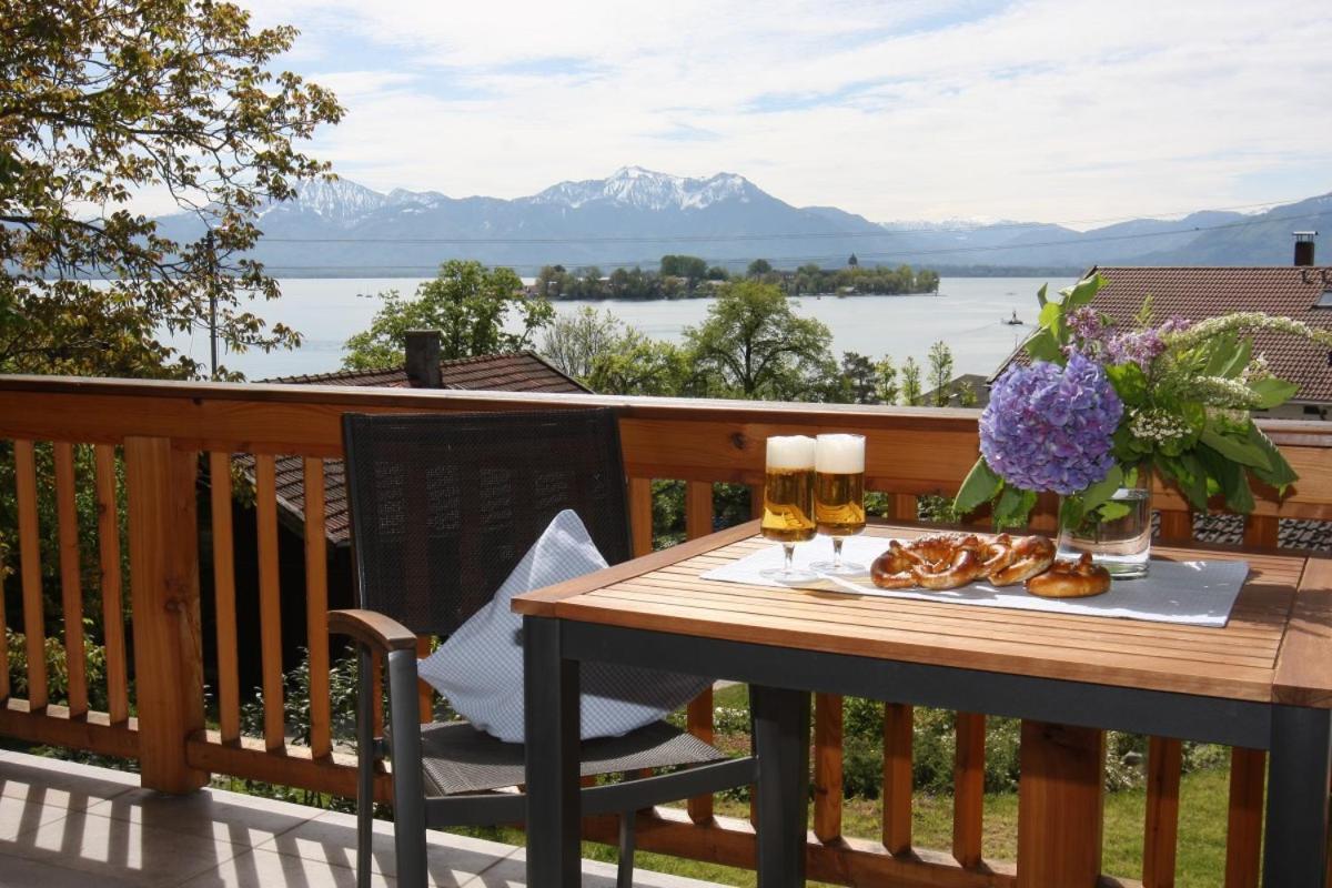 Haus Chiemsee-Blick Gstadt am Chiemsee Bagian luar foto